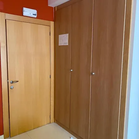 Hotel Residencia Universitaria Miresi Sagrado Corazon Burgo