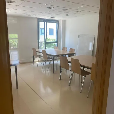 Residencia Universitaria Miresi Sagrado Corazon Burgo