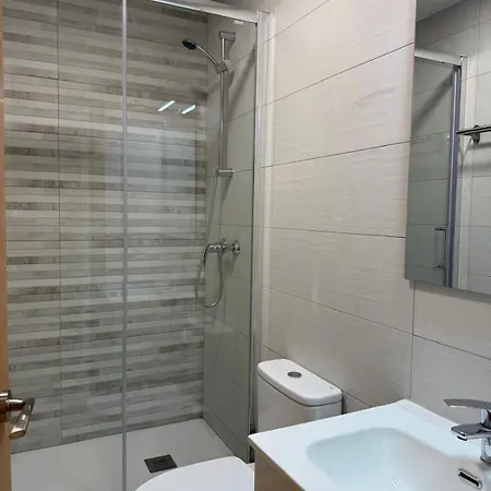 Hotel Residencia Universitaria Miresi Sagrado Corazon Burgo