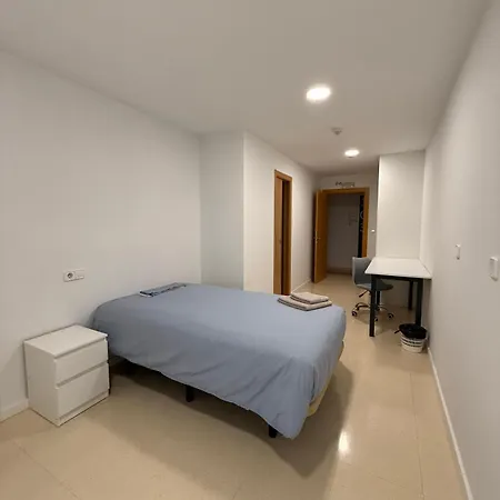 Residencia Universitaria Miresi Sagrado Corazon Hotel Burgo